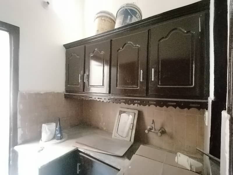 House Of 619 Square Feet In Nadeem Town Is Available 13