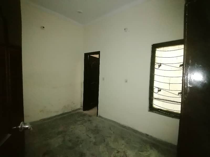 House Of 619 Square Feet In Nadeem Town Is Available 16