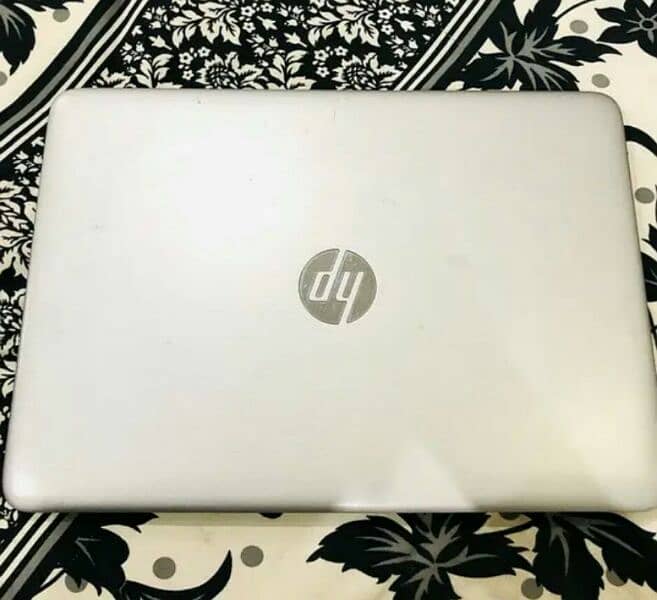 HP elite book 840g3 is best price urgent sale 2