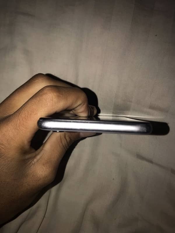 iPhone 6 32gb with box 9