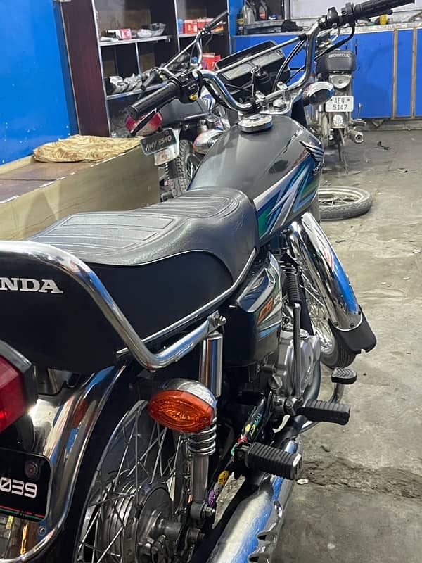 Honda 125 6