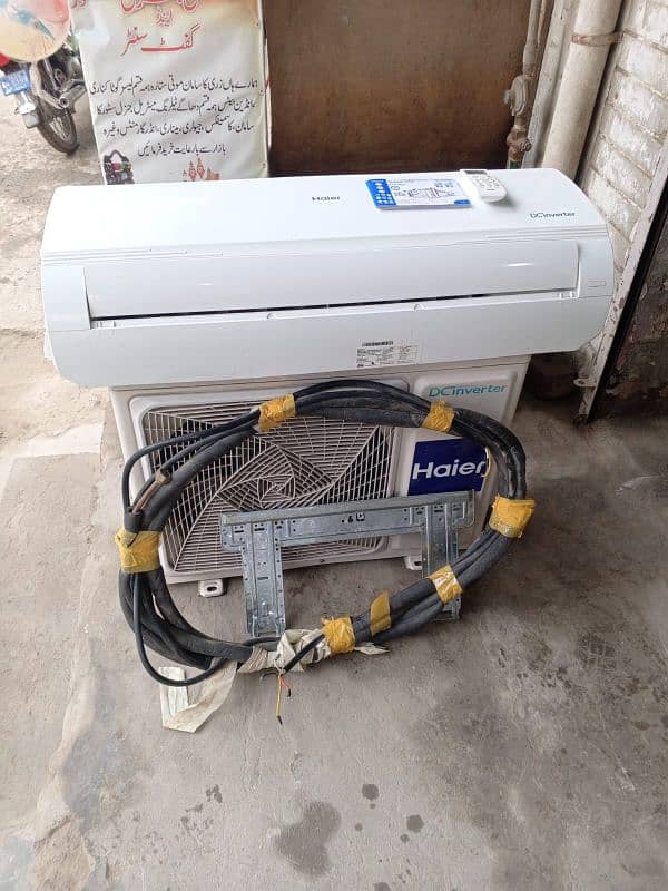 Haier DC inverter brand new condition 1 ton heat and cool 1