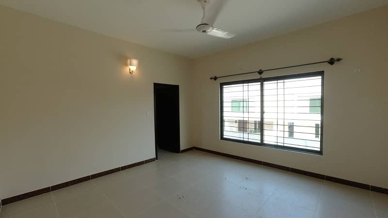 West Open Askari 5 - Sector J House Sized 375 Square Yards 1