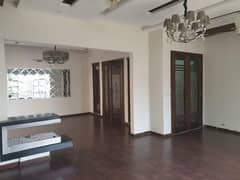 BRAND NEW 1 KANAL HOUSE AVALIABLE FOR RENT SECTOR B BLOCK JASEMEEN SHAHEEN BAHRIA TOWN LAHORE