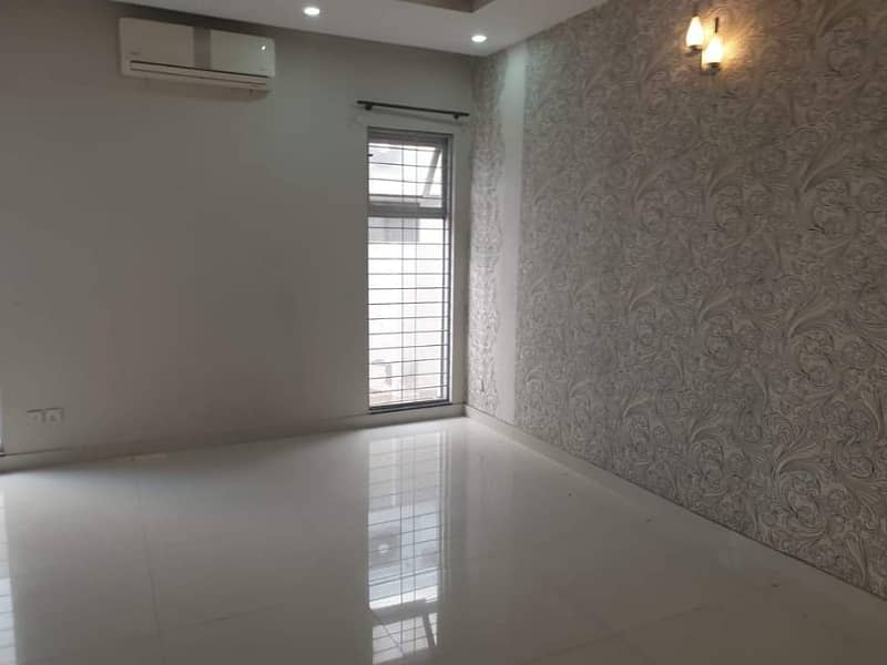 BRAND NEW 1 KANAL HOUSE AVALIABLE FOR RENT SECTOR B BLOCK JASEMEEN SHAHEEN BAHRIA TOWN LAHORE 4