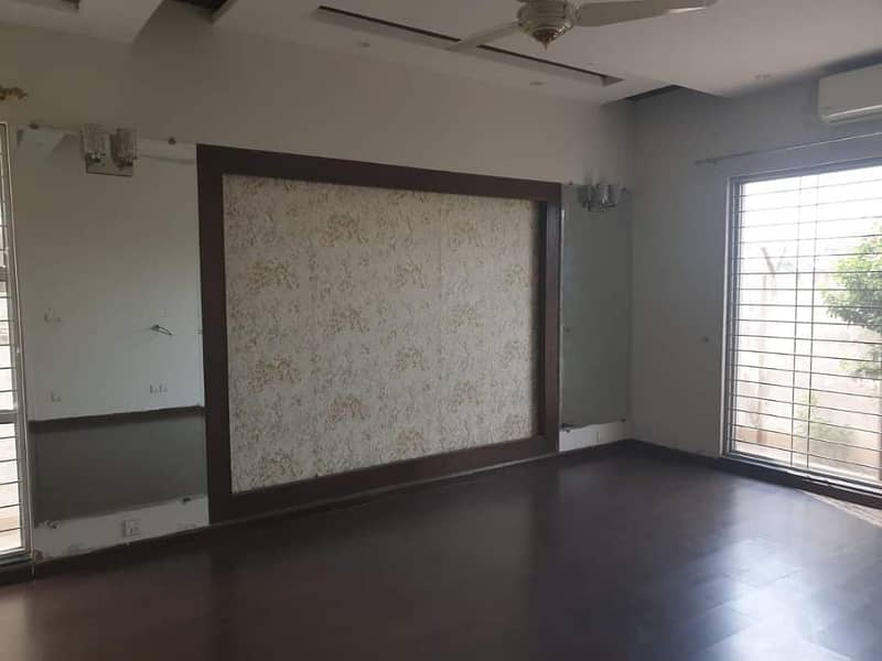 BRAND NEW 1 KANAL HOUSE AVALIABLE FOR RENT SECTOR B BLOCK JASEMEEN SHAHEEN BAHRIA TOWN LAHORE 15