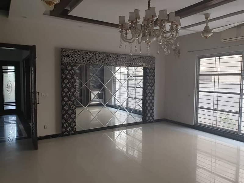 BRAND NEW 1 KANAL HOUSE AVALIABLE FOR RENT SECTOR B BLOCK JASEMEEN SHAHEEN BAHRIA TOWN LAHORE 17