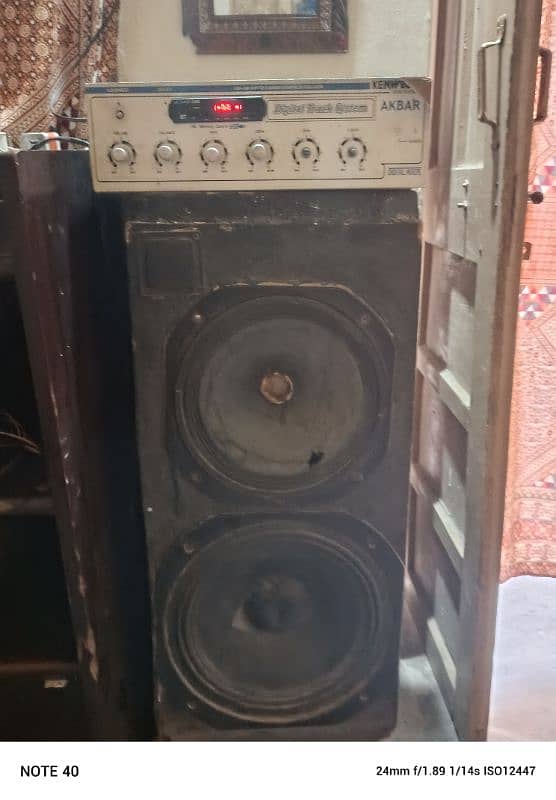 12Inch And 10inch Speaker With Amplifier 3