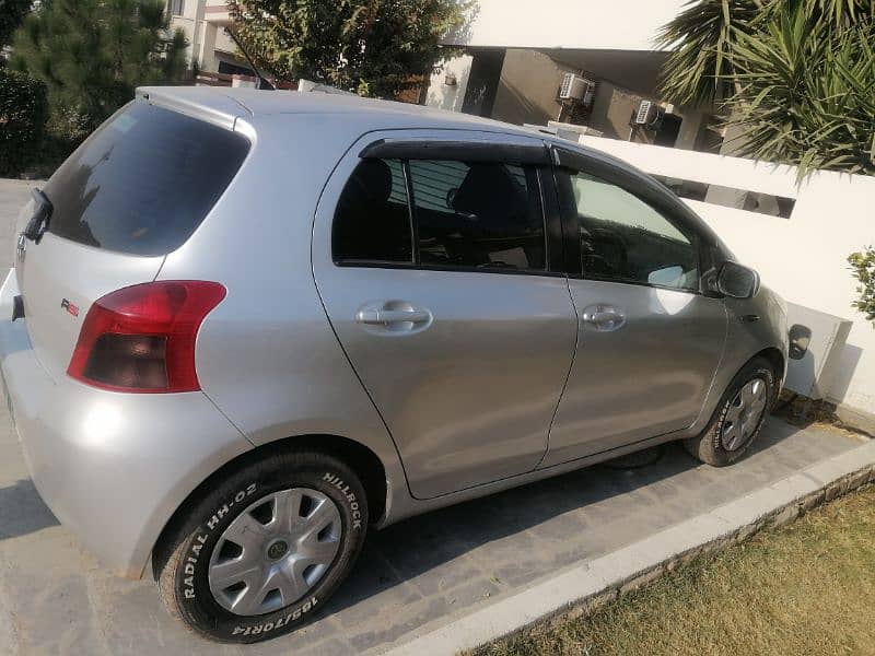 Toyota Vitz 2006 1