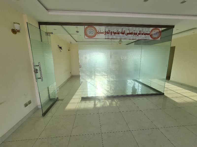 Commercial Plaza 5.33 Marla For Sale Basement 3 Offices and 6 apartments Phase 2 New Lahore City 20