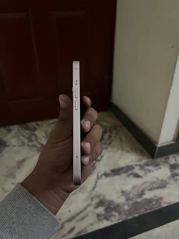 I Phone 13 128Gb Non PTA 3