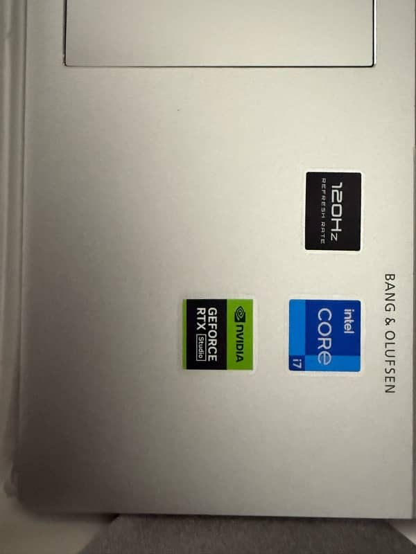 hp envy 16 8gb rtx 4060 4