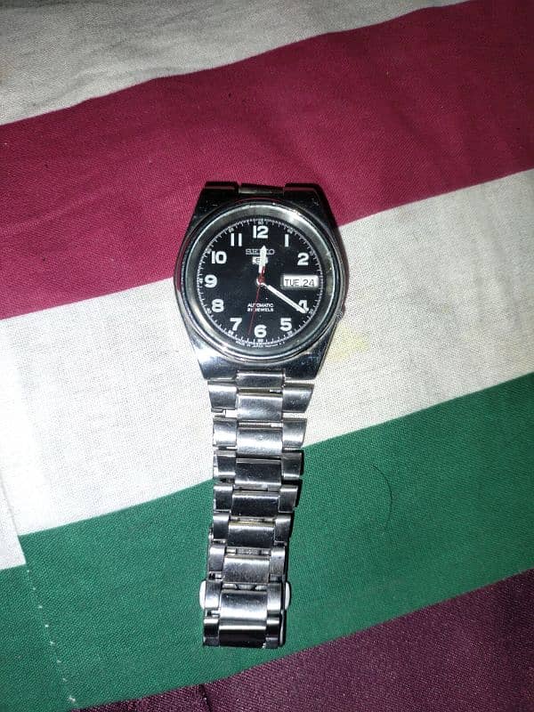 Seiko 5 Automatic watch 1