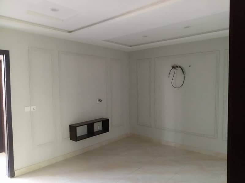 1 Bedroom Furnished Apartment Nearby Grand Mosque Only For Serious Clients 1