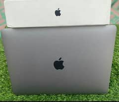 APPLE MACKBOOK PRO 2017 /256GB/13.3 inch sale WhatsApp Num 03265949331