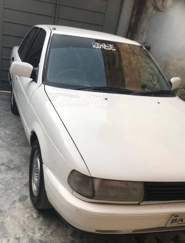 Nissan Sunny 1991 16