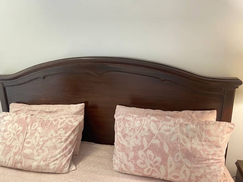 Classic bed for sale 1