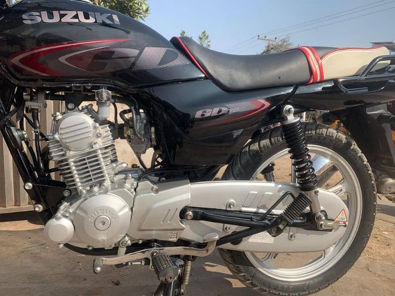 Suzuki GD 110S 1