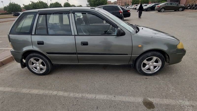 Suzuki Cultus VXL 2013 2