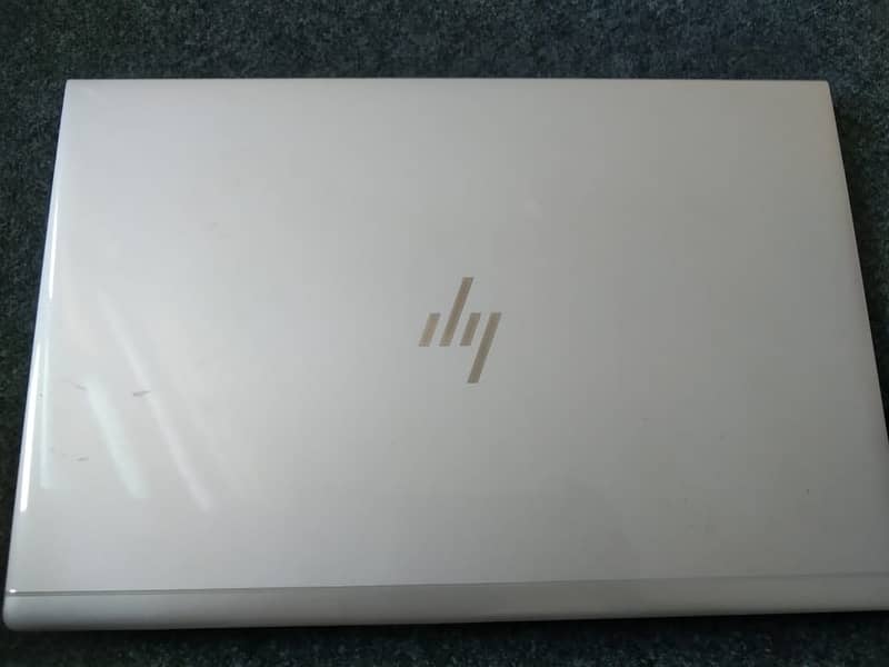 HP ELITE BOOK core i5 G6 8gen 8 GB 0