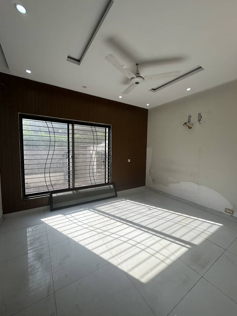 BRAND NEW TYPE HOUSE FOR RENT AT PRIME LOCATION FOR SILENT OFFICE OR OTHERS 0