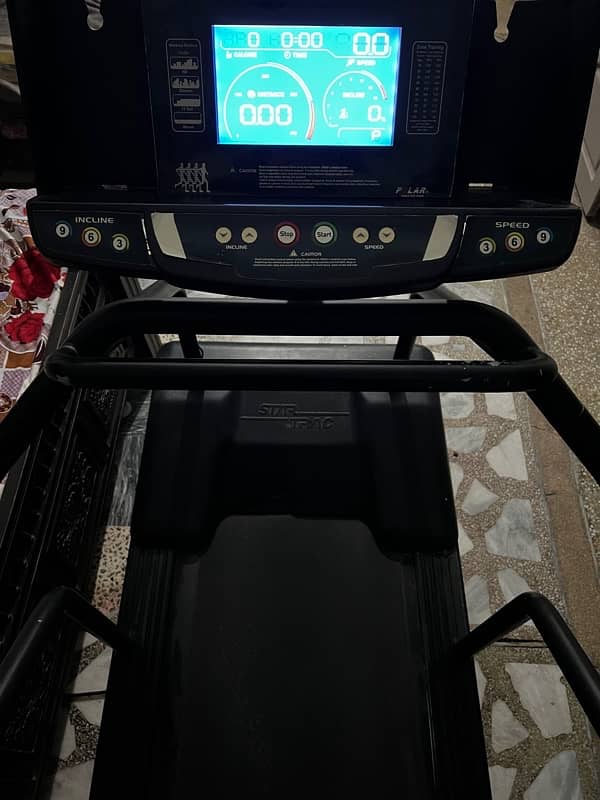 Star Trac Genuine Treadmill. 5