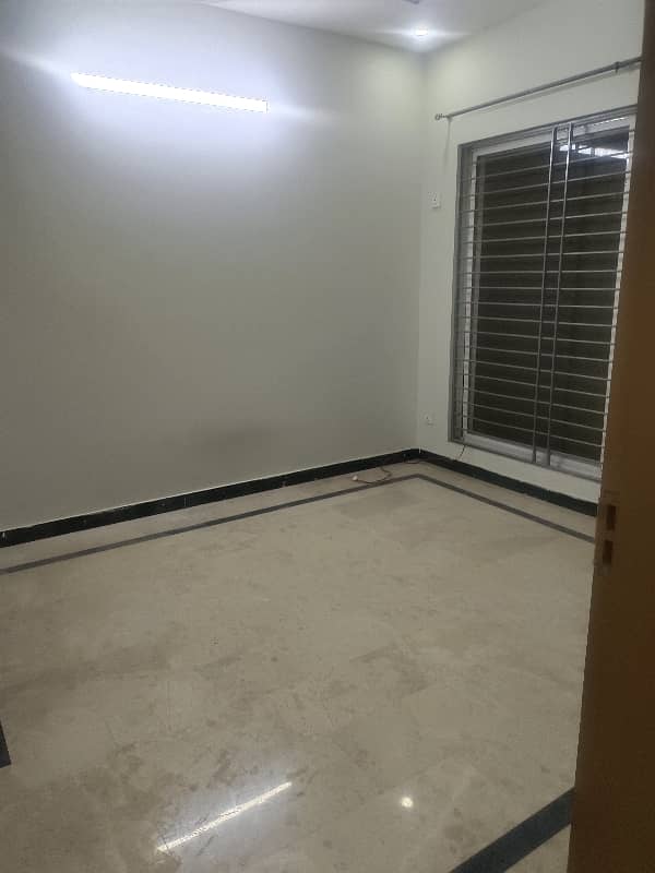 9 Marla Lower Portion Available For Rent in D-17 Islamabad. 6