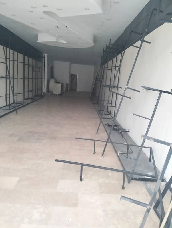 1600 Sqft Shop Available For Rent At Kohinoor City 1