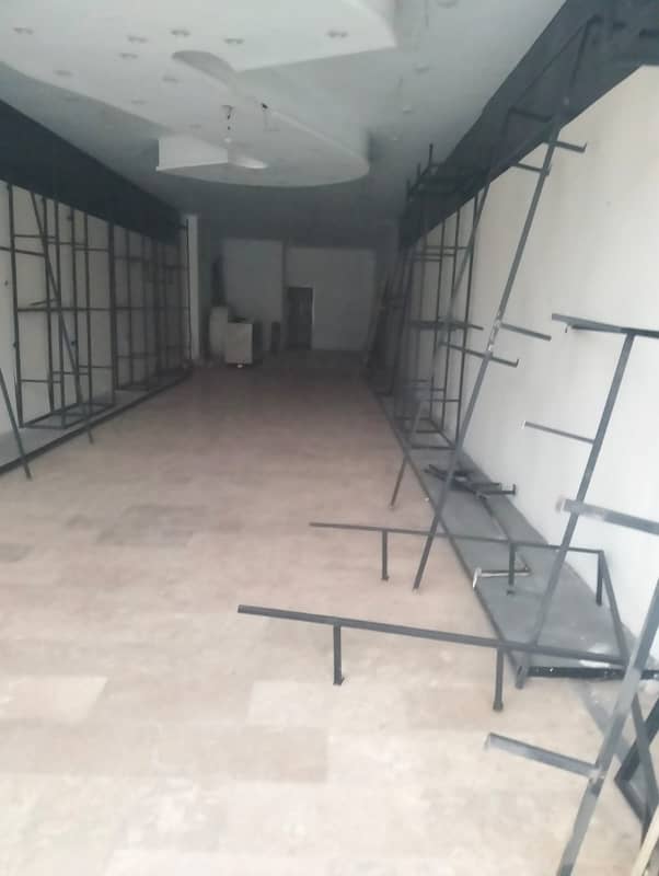 1600 Sqft Shop Available For Rent At Kohinoor City 2