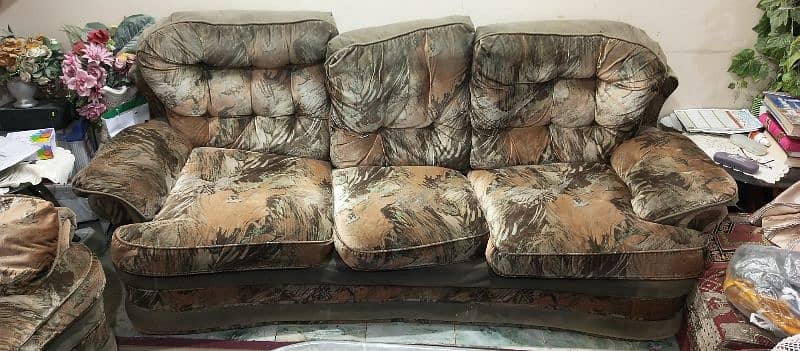 5 seater (3+1+1] Sofa set 2