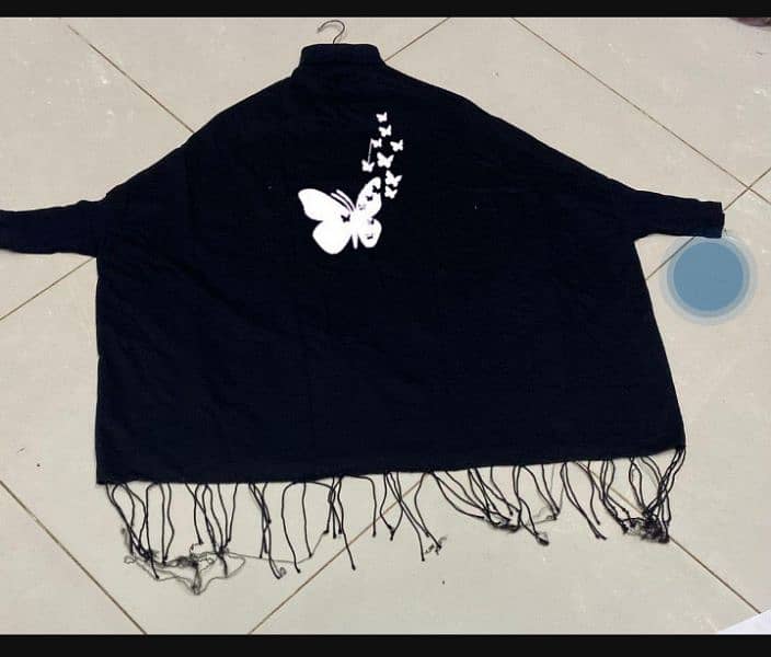 Women Polyester Butterfly Printed Poncho Cape Shawl 1