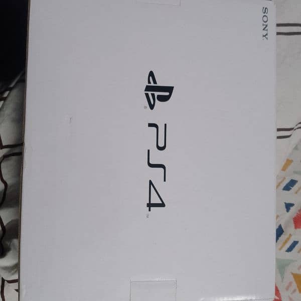 PS4 SLIM 1 TB WITH BOX AND ORIGINAL CONTROLLER 3