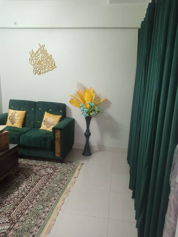 FLAT FOR SALE GULSHAN-E-IQBAL BLOCK-4 0