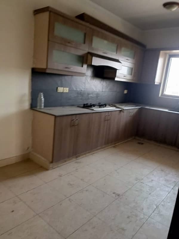 6 Marla 2 Bedroom Flat For Sale In Askari 11 Rs. 18000000 2