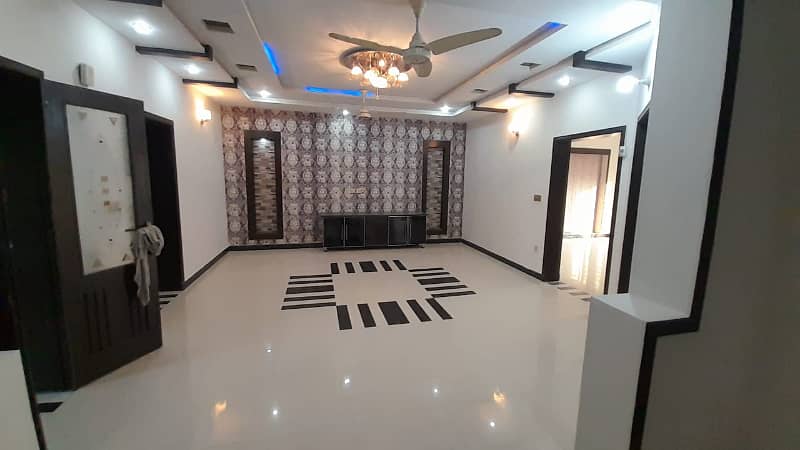 10 Marla Upper Portion Available For Rent In Overseas A Block Bahria Town Lahore 0