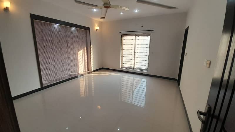 10 Marla Upper Portion Available For Rent In Overseas A Block Bahria Town Lahore 5