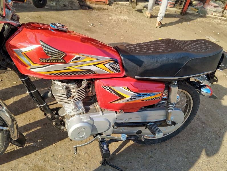 Honda 125 2004 Model 17