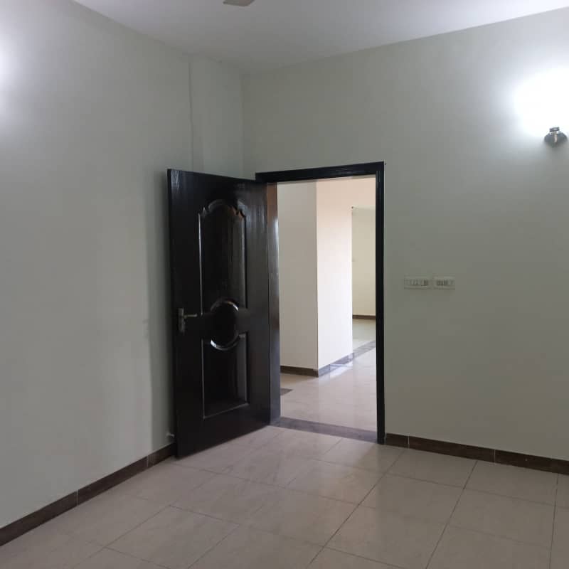 4-Bedroom Flat For Rent In Sector B Askari 11 Lahore 7