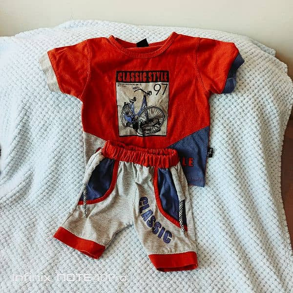 FAIR LIKE NEW CLOTHS FOR BABY BOY. SIZE FROM NEW BORN TO 1.5 YEAR. 13