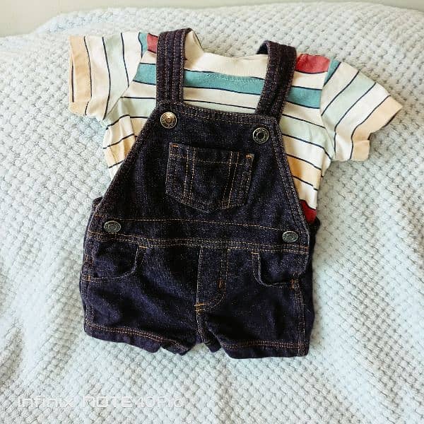 FAIR LIKE NEW CLOTHS FOR BABY BOY. SIZE FROM NEW BORN TO 1.5 YEAR. 16