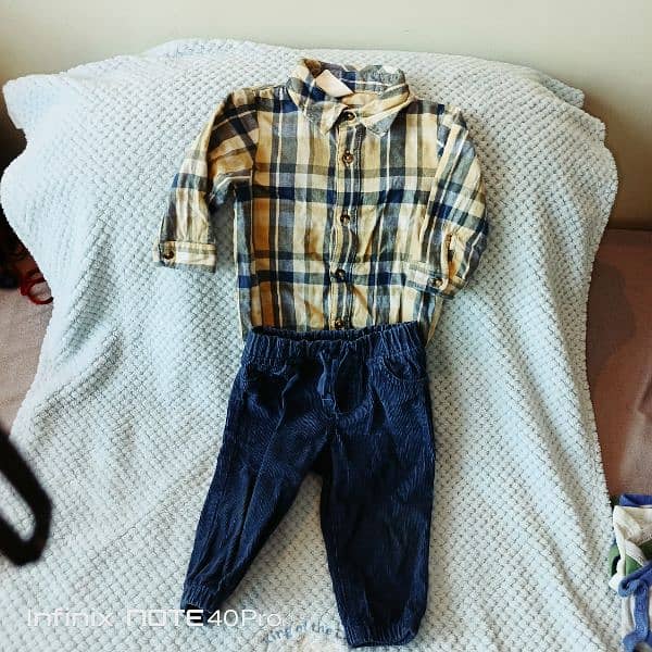 FAIR LIKE NEW CLOTHS FOR BABY BOY. SIZE FROM NEW BORN TO 1.5 YEAR. 17