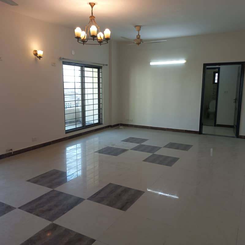 A fordable 12-Marla 4-Bed Apartment Available For Rent 0