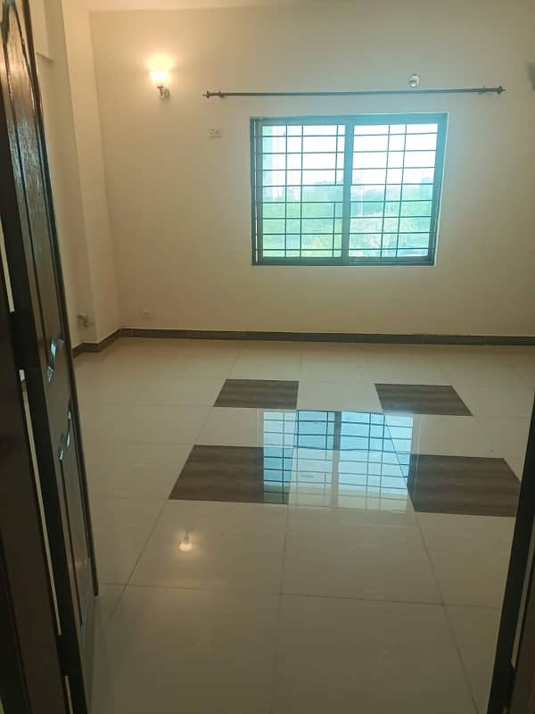 3-Bedroom Flat For Rent In Sector B Askari 11 Lahore 3