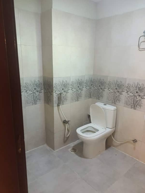 3-Bedroom Flat For Rent In Sector B Askari 11 Lahore 6