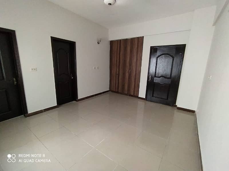 Ideal Location Near McDonald's Flat For Sale 3