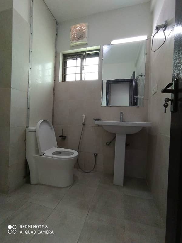 Ideal Location Near McDonald's Flat For Sale 18