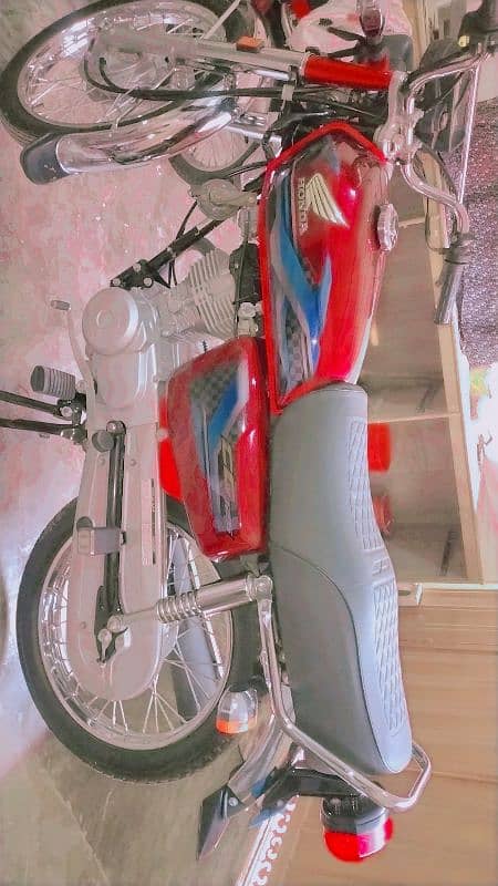 Honda 125 model 2024 all ok hai number bi Laga Howa hai 1