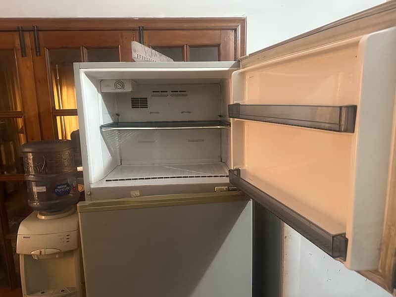 dawlance fridge for sale 3