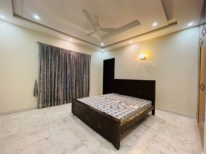 Defence Most Modern Bungalow 5 Bedroom For Rent 2.20 Lakh 10