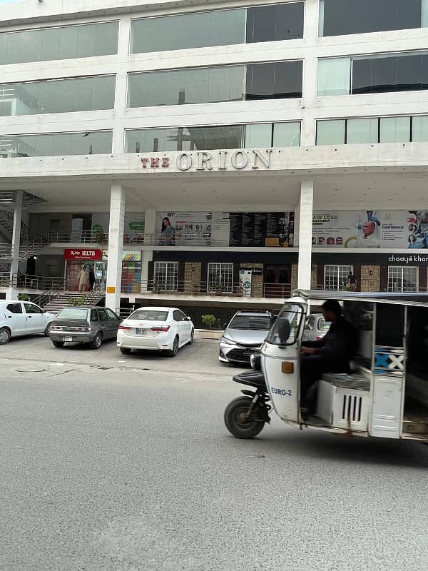 4000 Sqft Brand-Ready Space in Koh-i-Noor, Faisalabad Perfect for Retail or Food Chains 1